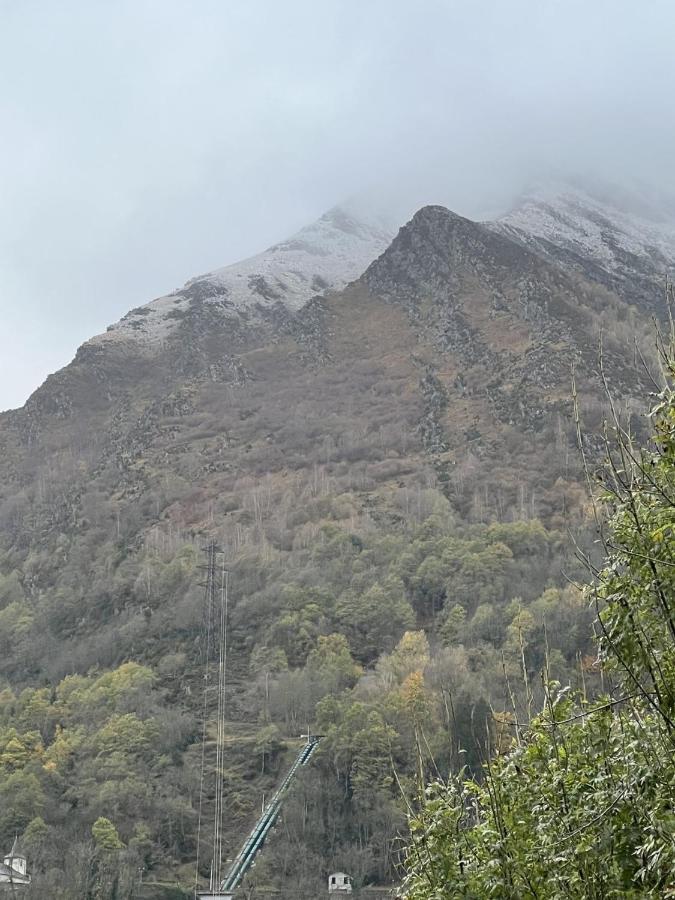 Appt T2 4 Pers Saint Lary Centre Village Parking Екстериор снимка