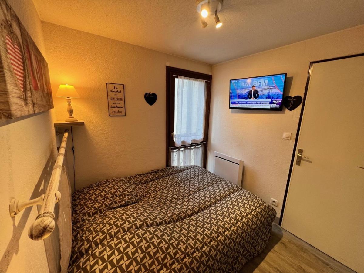 Appt T2 4 Pers Saint Lary Centre Village Parking Екстериор снимка